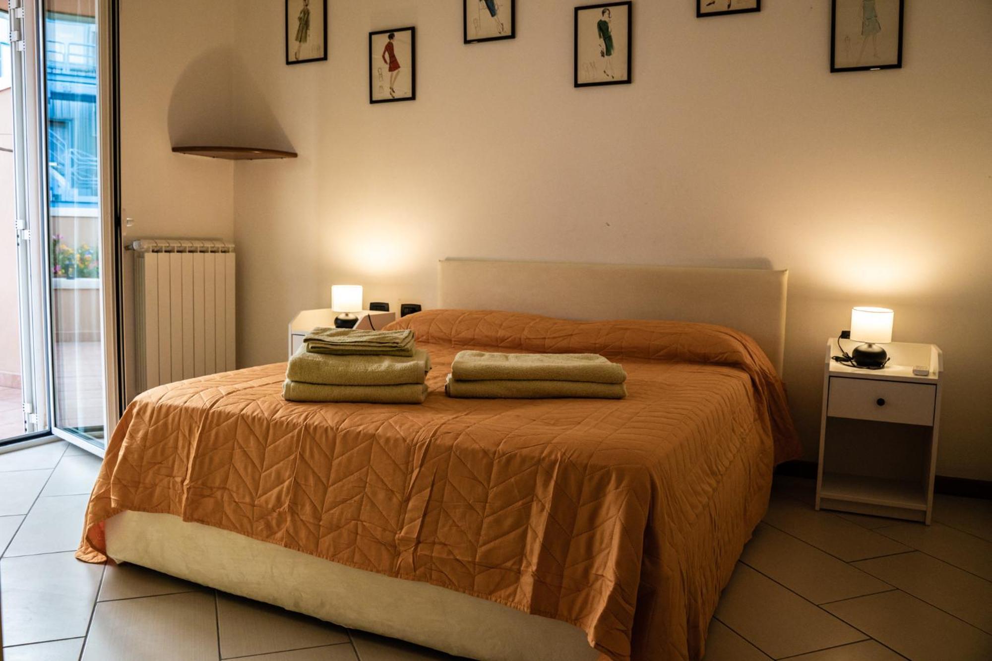 Tra Mare E Centro Citta! Apartment Livorno Luaran gambar